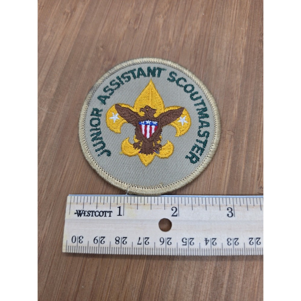 Vintage Boy Scouts Of America Junior Assistant Scoutmaster Patch BSA - Picture 3 of 3